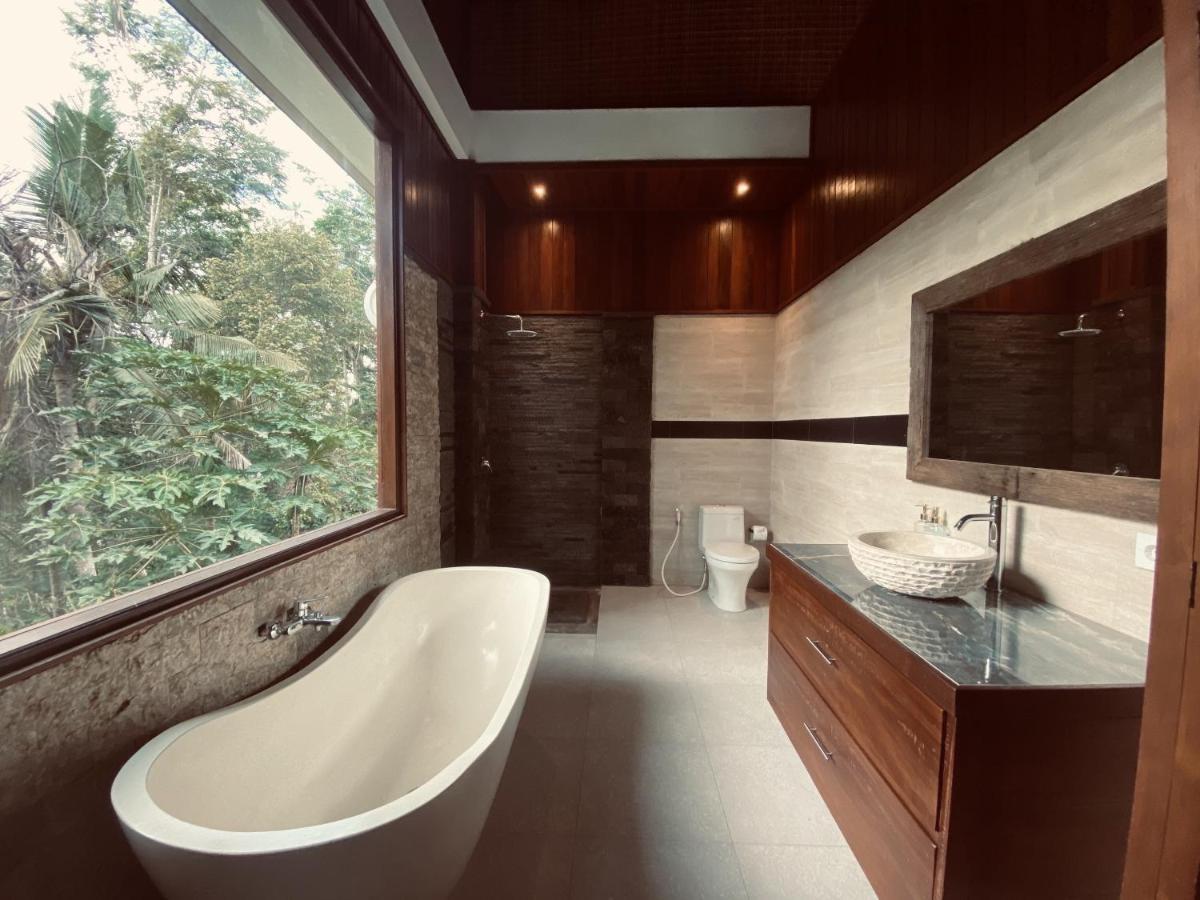 Nirankara Private Pool Villa - By Ubud Paradise Екстер'єр фото